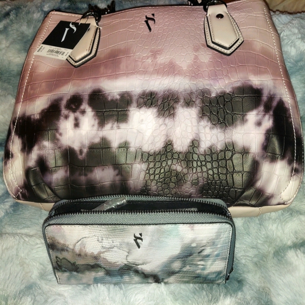 🌺DIP DYE 🌺Simply VERA collection bag and walle